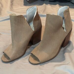 Sole Society Camel Open-Toe Heeled Boots